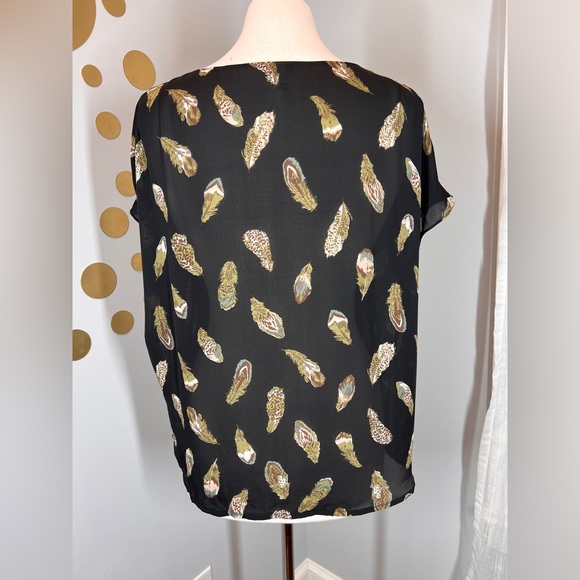 EUC Joie Lamia Feather Print Blouse - Picture 7 of 10